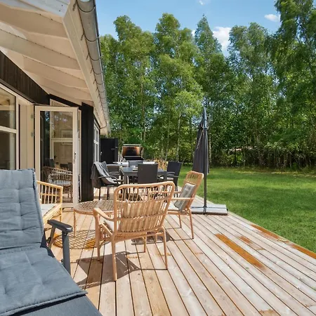 3 Bedroom Awesome In Holiday home Gorlev