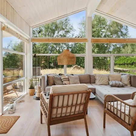 3 Bedroom Awesome In